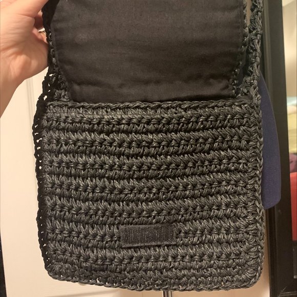 Woven, Bamboo Zipper Crossbody - Picture 5 of 8